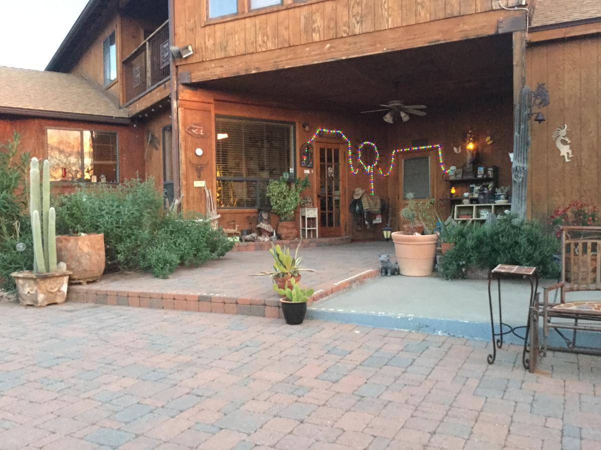 Spur Cross Inn Cave Creek Kültér fotó
